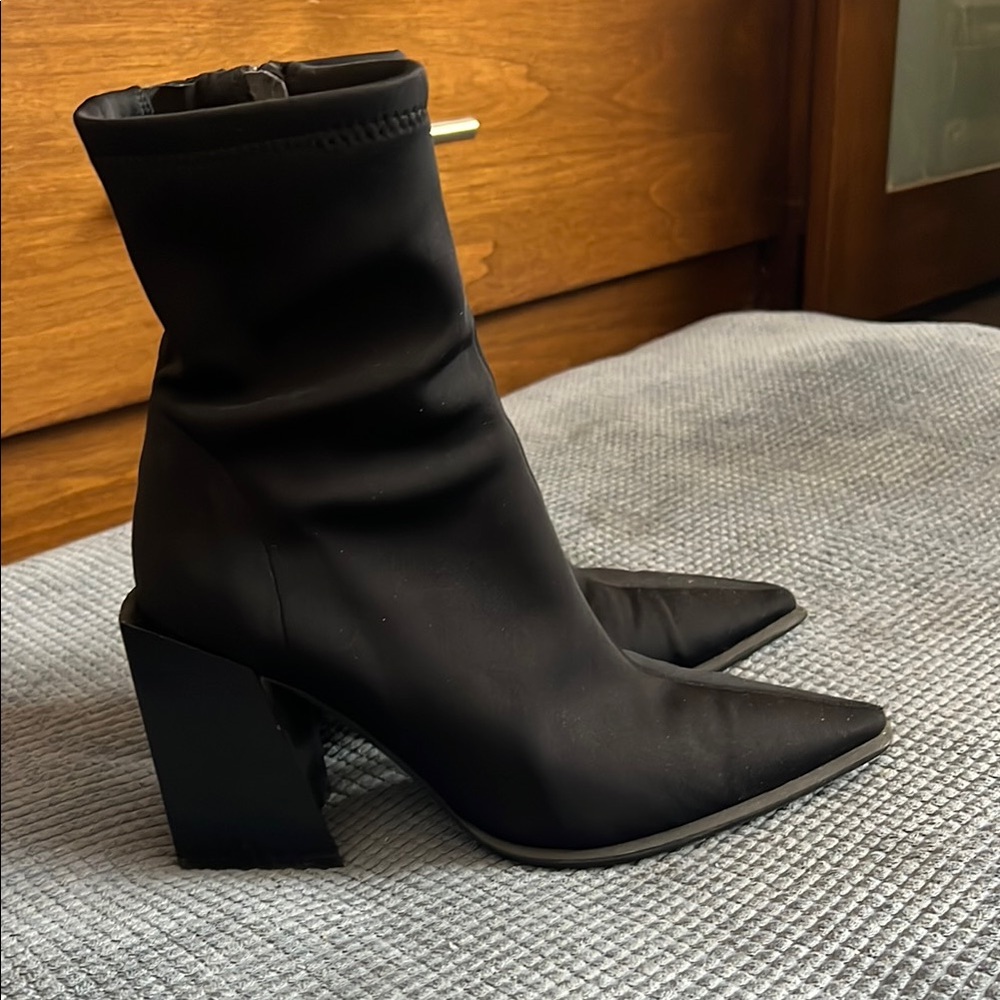 Jeffrey Campbell Black Heeled Boots with Pointed Toe